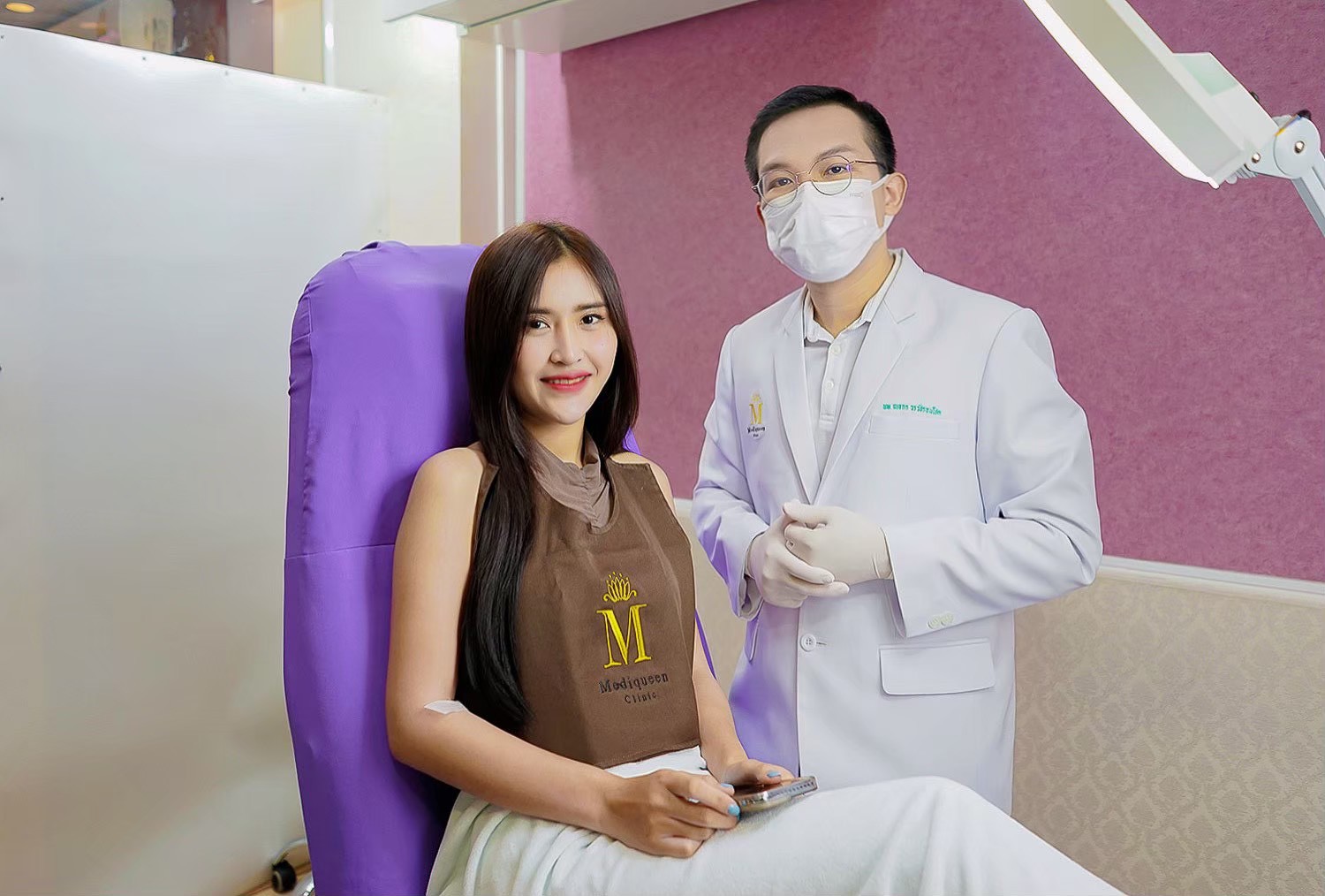 doctor with patient